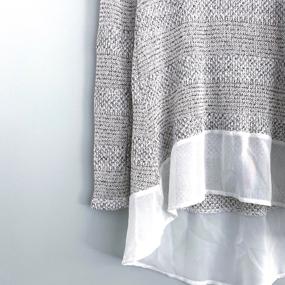 Elegant DEX XS 🍀2/$30🍀knitted long sleeve. - Picture 4 of 6